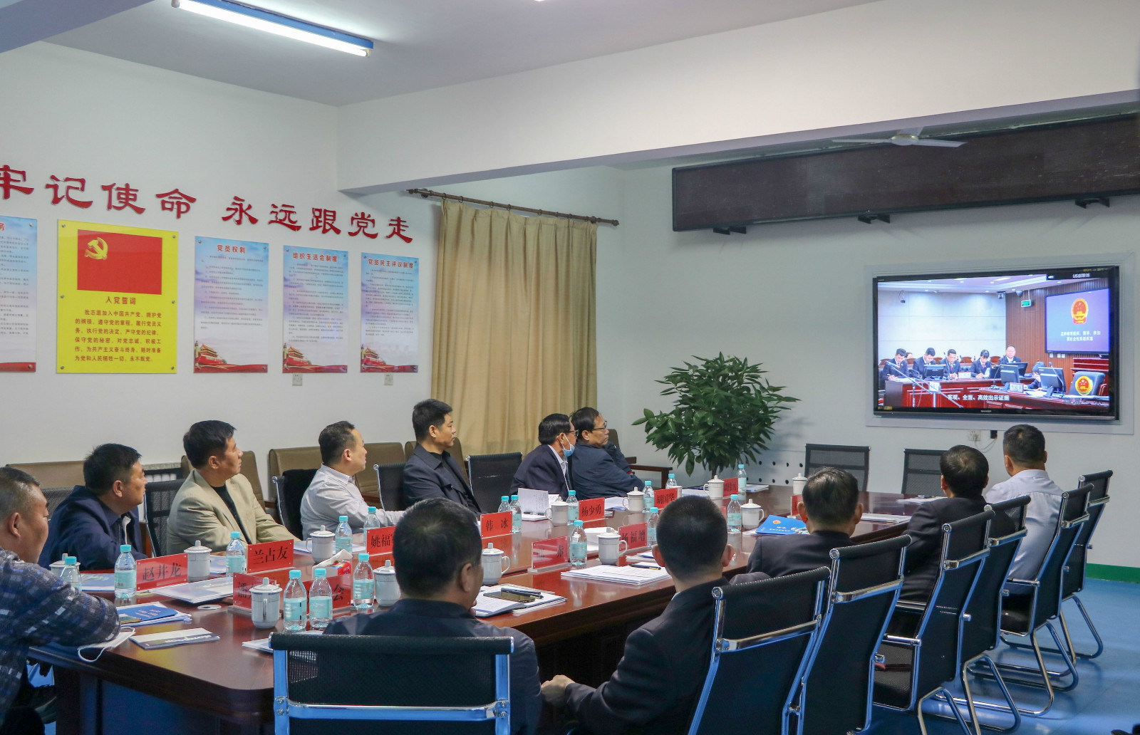 县人大组织部分人大代表到我院调研检务公开工作